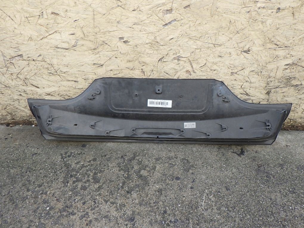 BMW 5 GT F07 cap bonnet moulding
