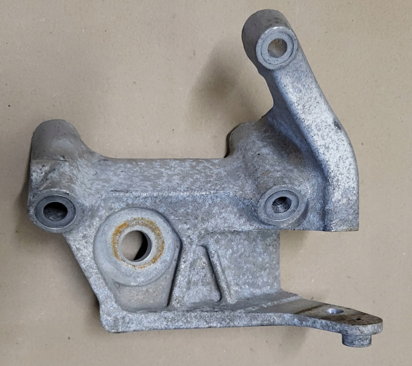 engine mount console holder bracket VOLVO XC60 II 2.0D HYBRID XC90 2 S90