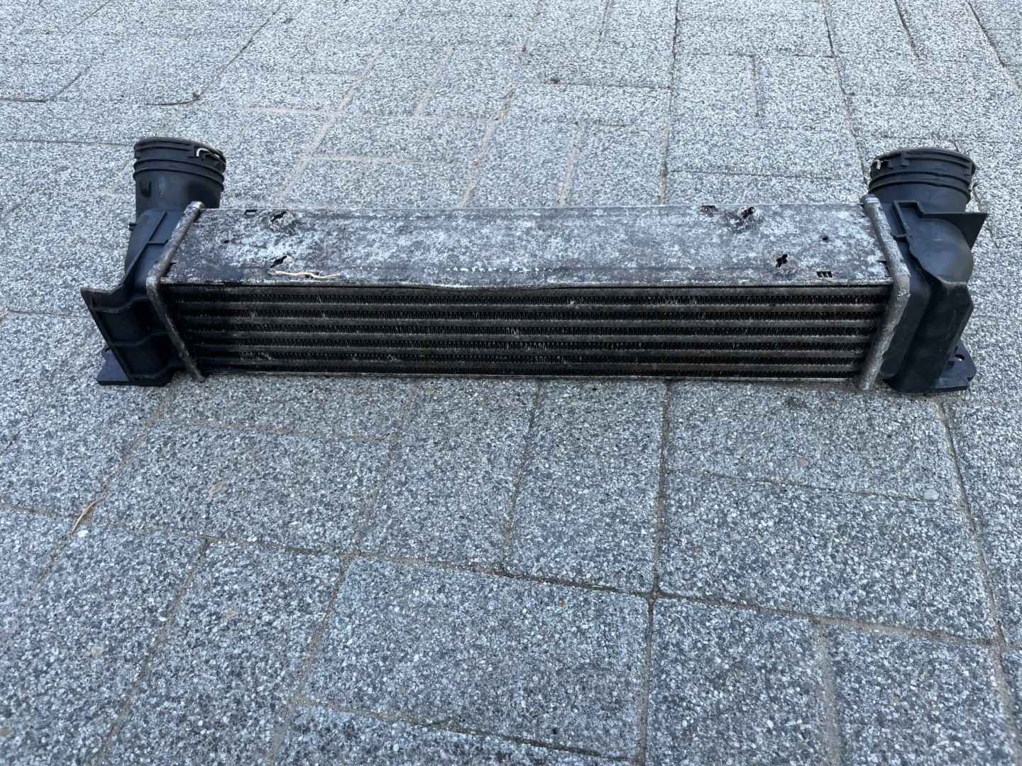 Radiateur / refroidisseur Intercooler BMW X1 E84 E87 E90 E91 2.0D 3093796