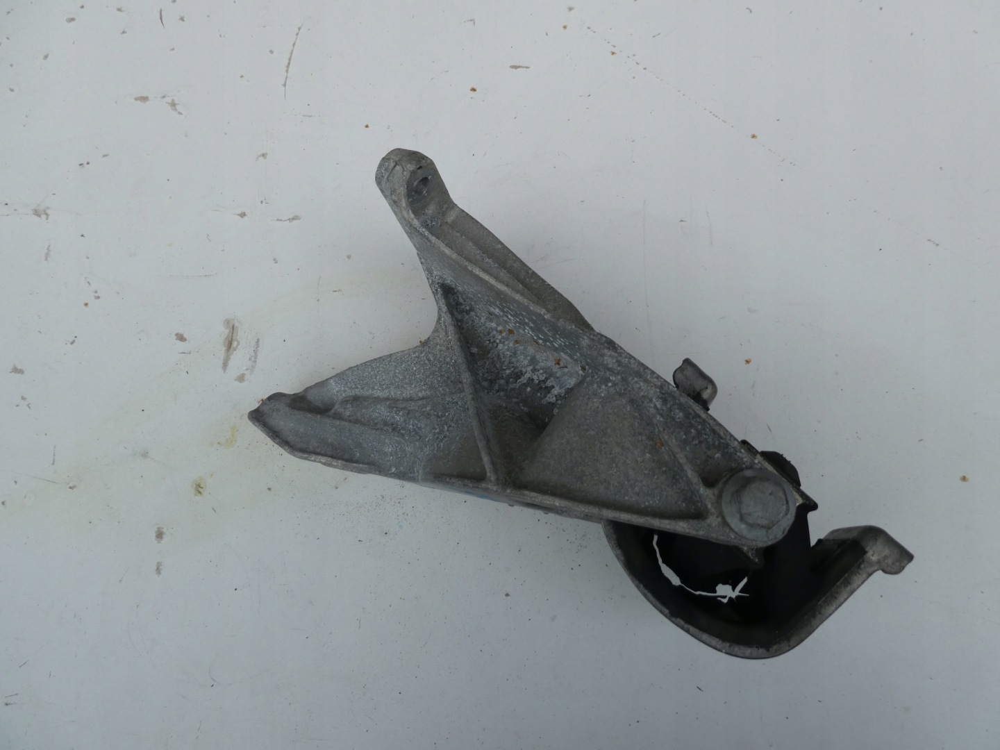 VW T6 2.0TDI holder engine mount 7E0199343B