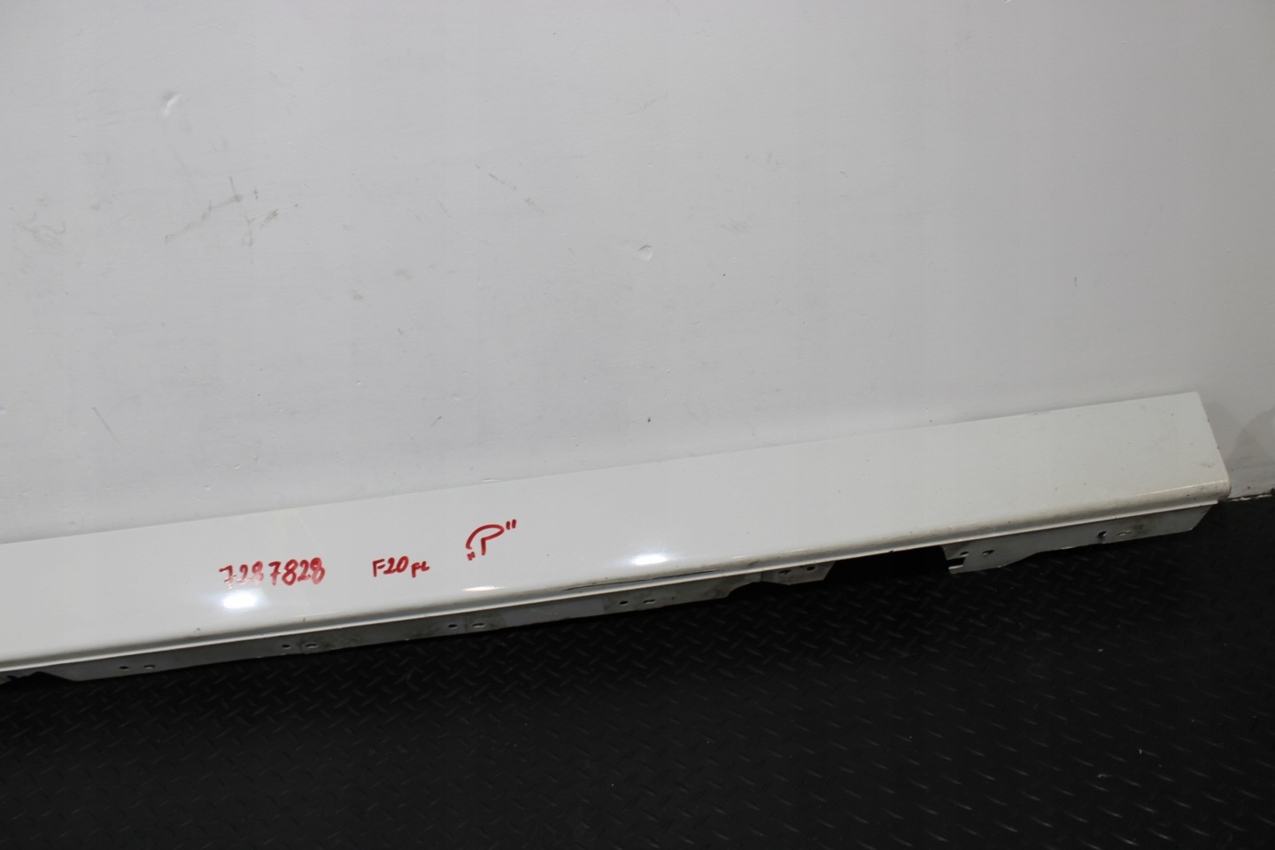 cap threshold right threshold right 7287828 BMW 1 F20 LIFT