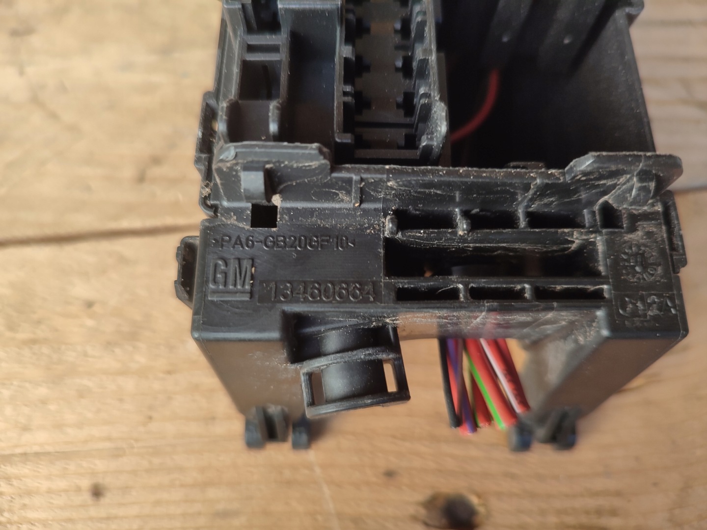fuse box OPEL INSIGNIA B 17-22 13460664