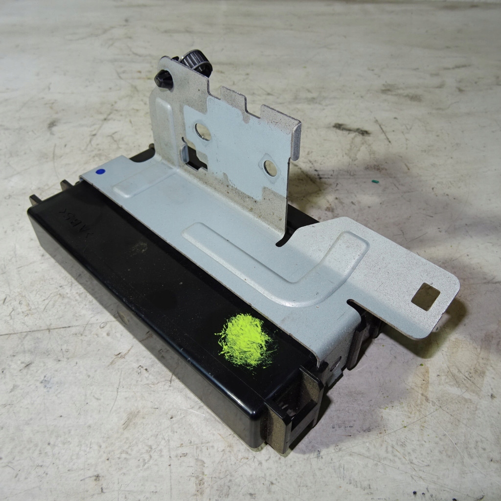 SUBARU FORESTER Unité commande confort 88281SC230