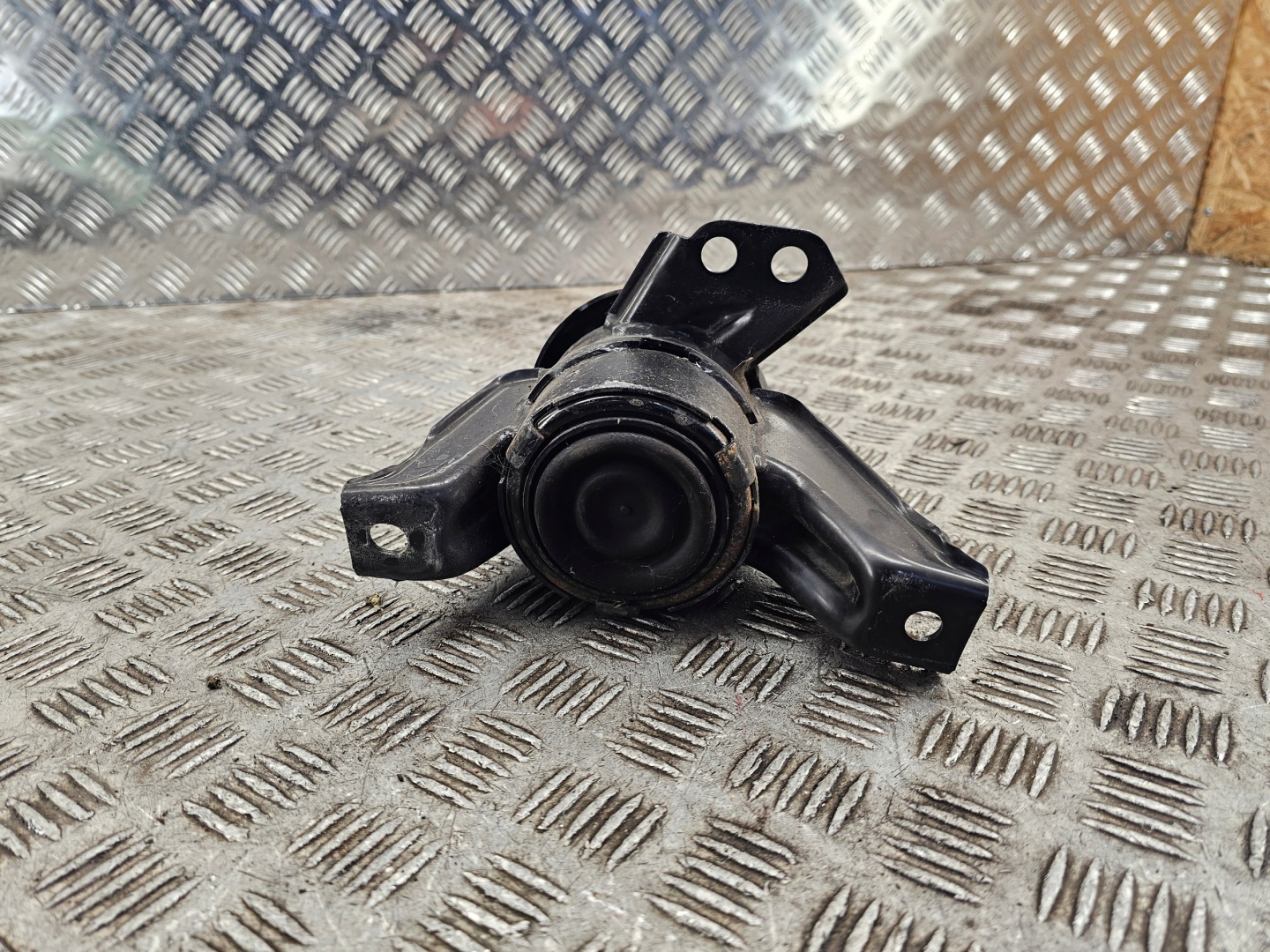 Kia OE 21815-D9100 holder engine mount