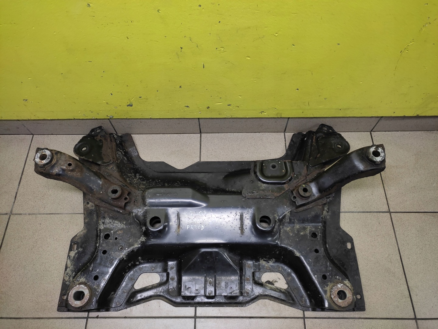 CITROEN C5 III 1.6 THP KOMBI subframe axle beam axle beam