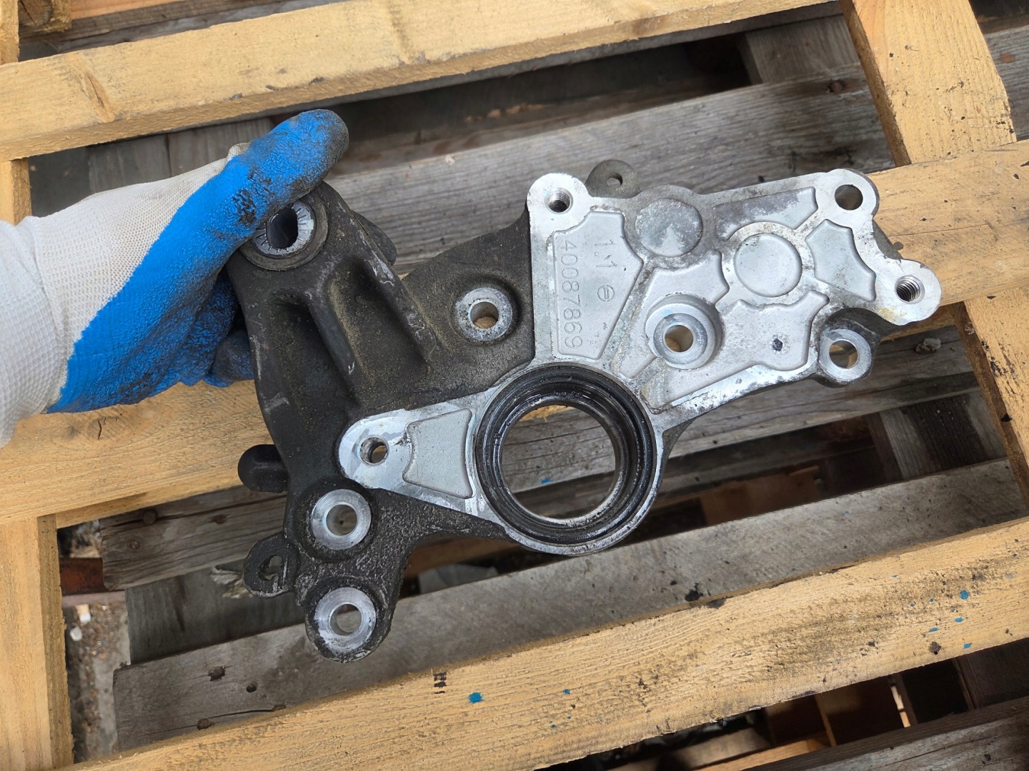 supporto FLANSZA REDUKTORA OPEL MOKKA 40087869