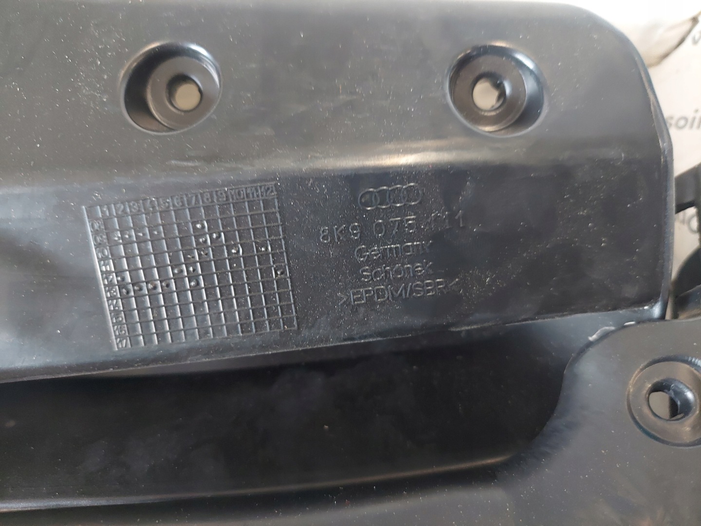 schmutzfänger vorne A4 B8 ALLROAD 8K 8K9075111