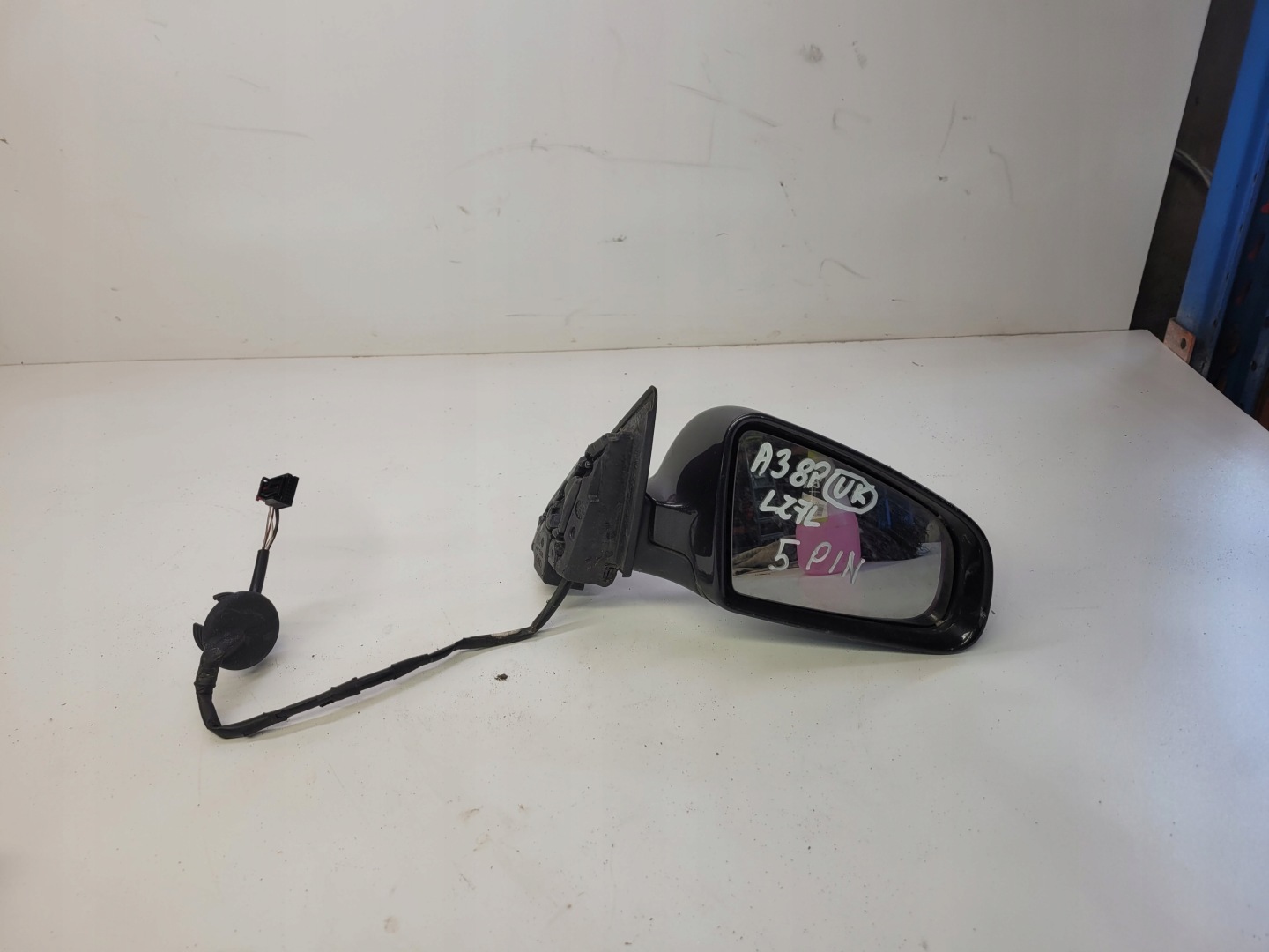 mirror right AUDI A3 8P LIFT LZ7L 5-PIN UK 5D