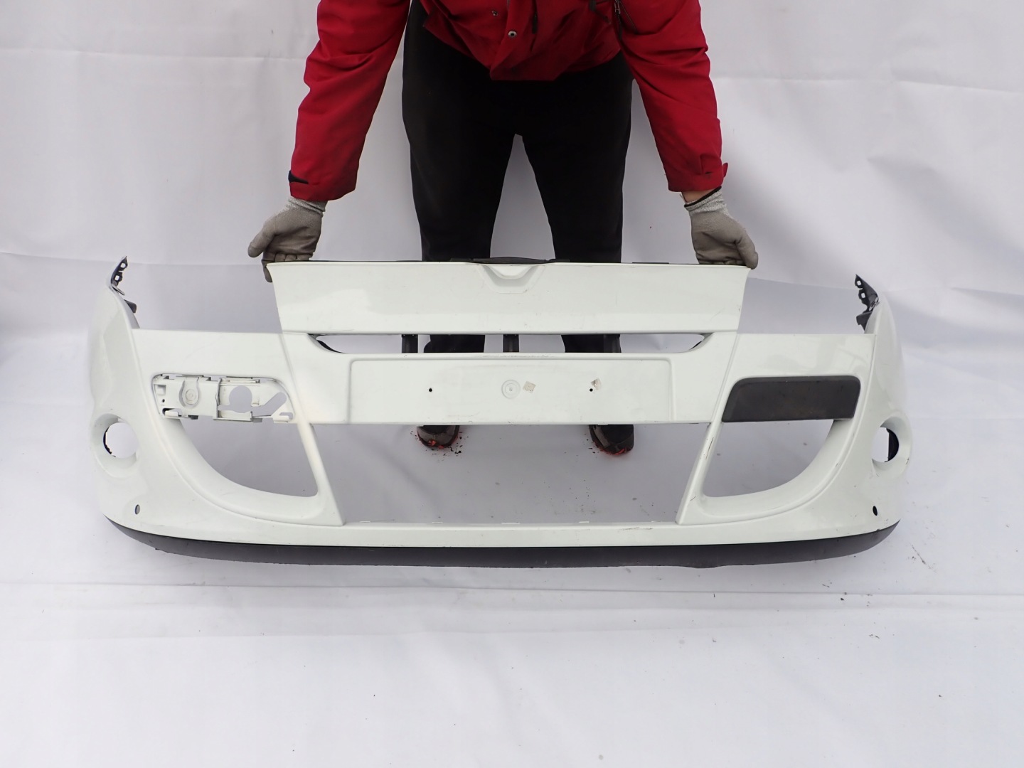 RENAULT MEGANE III 3 CC COUPE 10-12 bumper front PDC