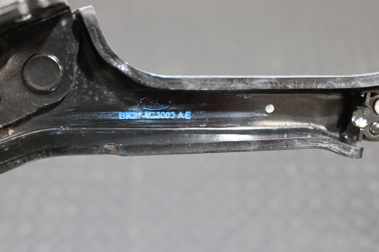 roll door left rear part FORD TRANSIT CUSTOM BK21-V25001-AE