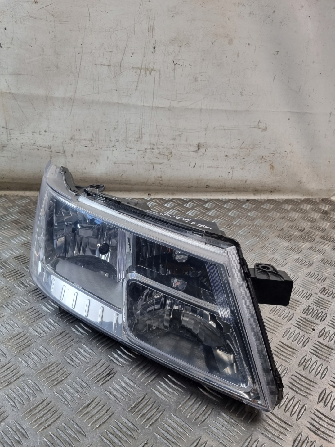 světlo předek pravá DODGE JOURNEY