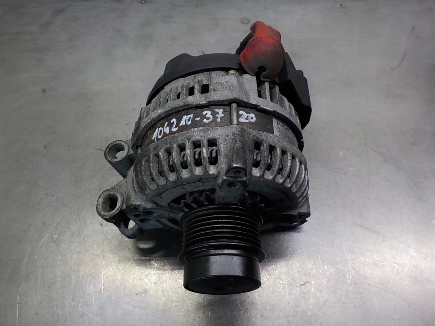 JAGUAR S-TYPE ALTERNATOR 4R83-10300-AB 104210-3720