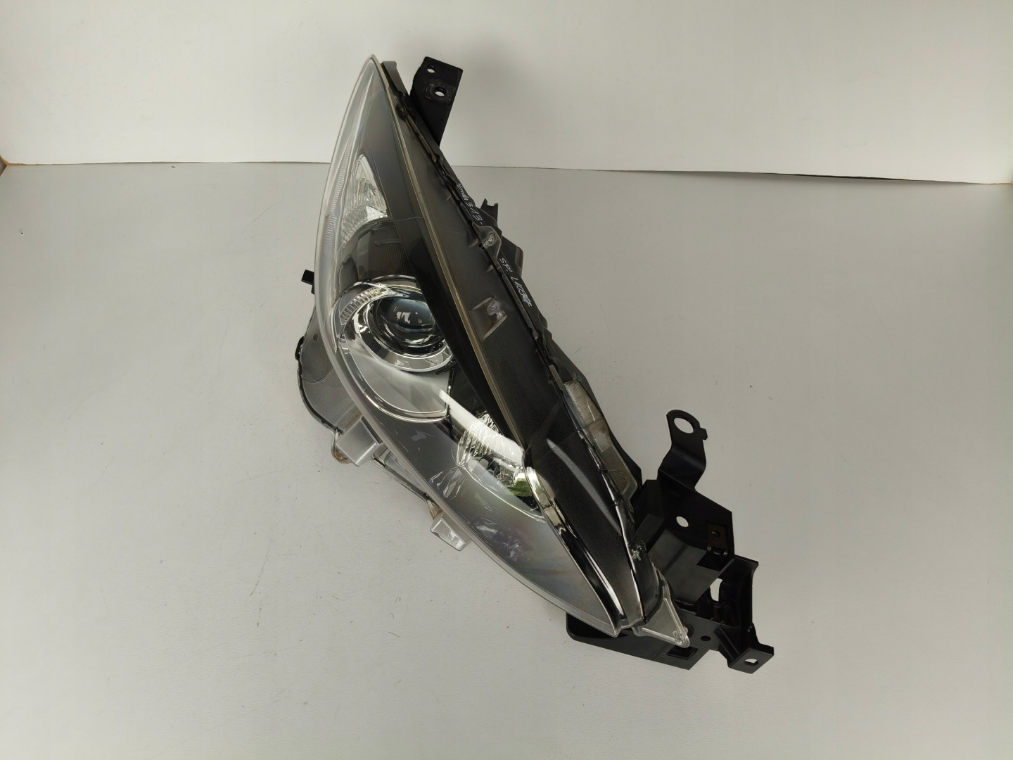 lámpa jobb REFLEKTOR MAZDA 3 13