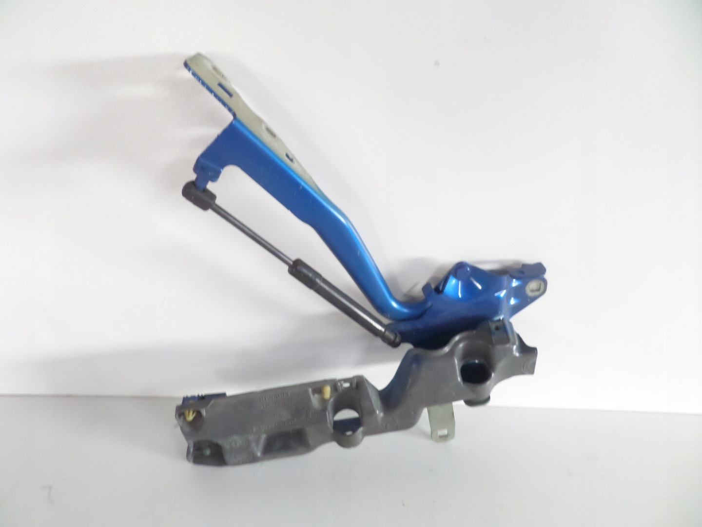 hinge bonnets left RENAULT SCENIC III 09