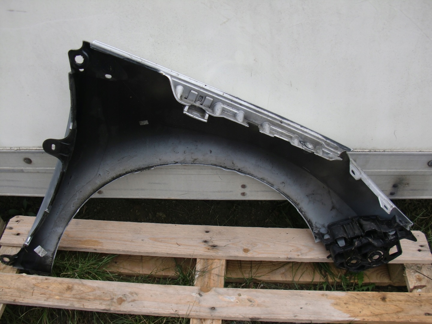 PEUGEOT 308 and T7 fender front front left SREBRNY