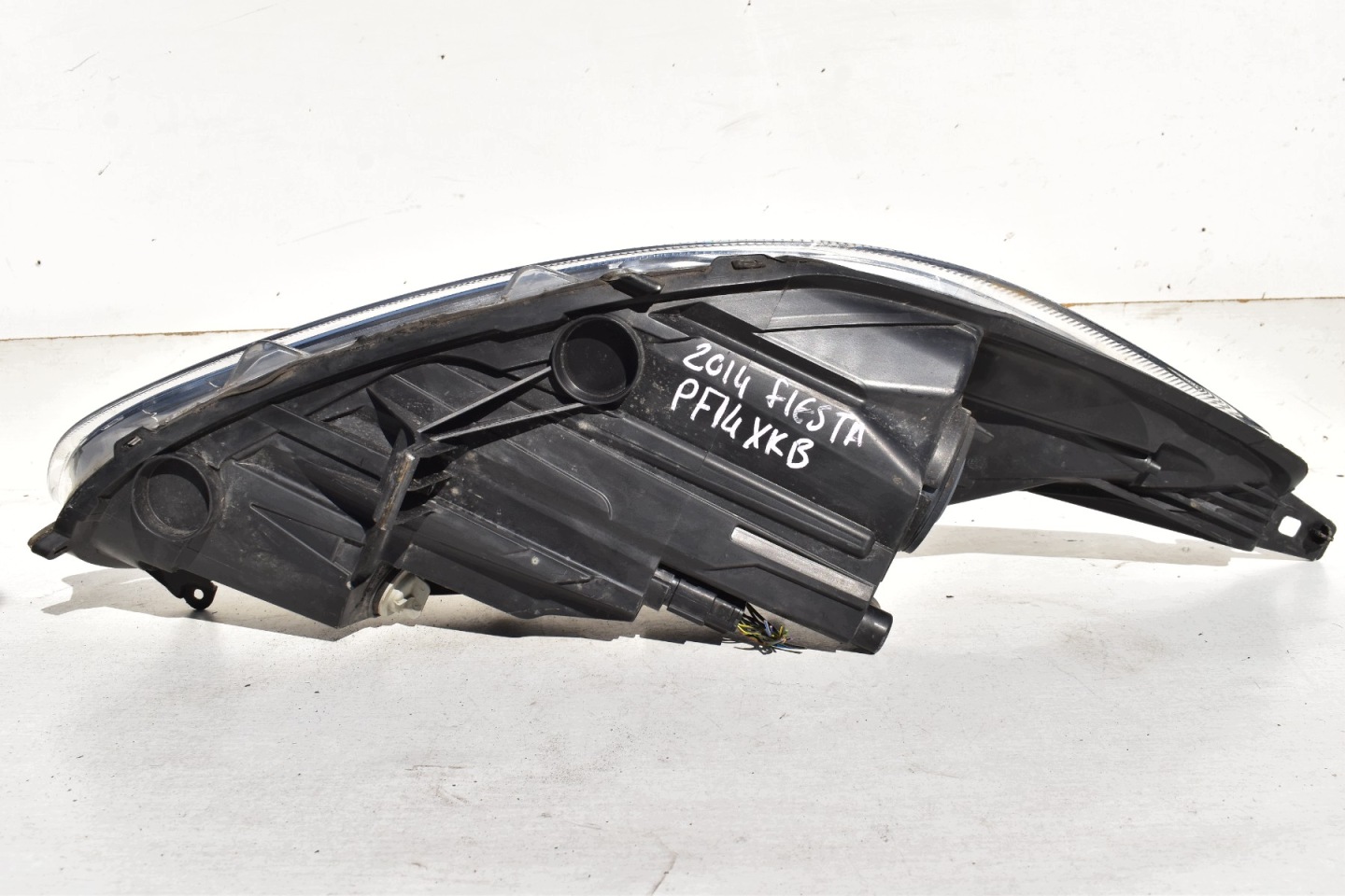 light left front FORD FIESTA MK7 2014r. right hand drive