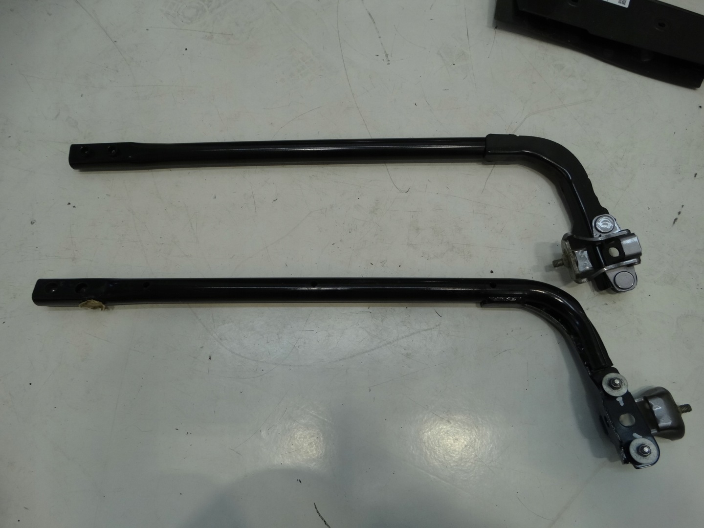 hinges bonnet boot rear. RENAULT ESPACE V 15-22R.