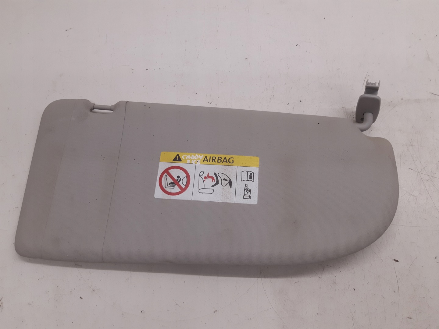 visor przeciwsloneczny right VW Caddy IV 2K5 1,2 TSI