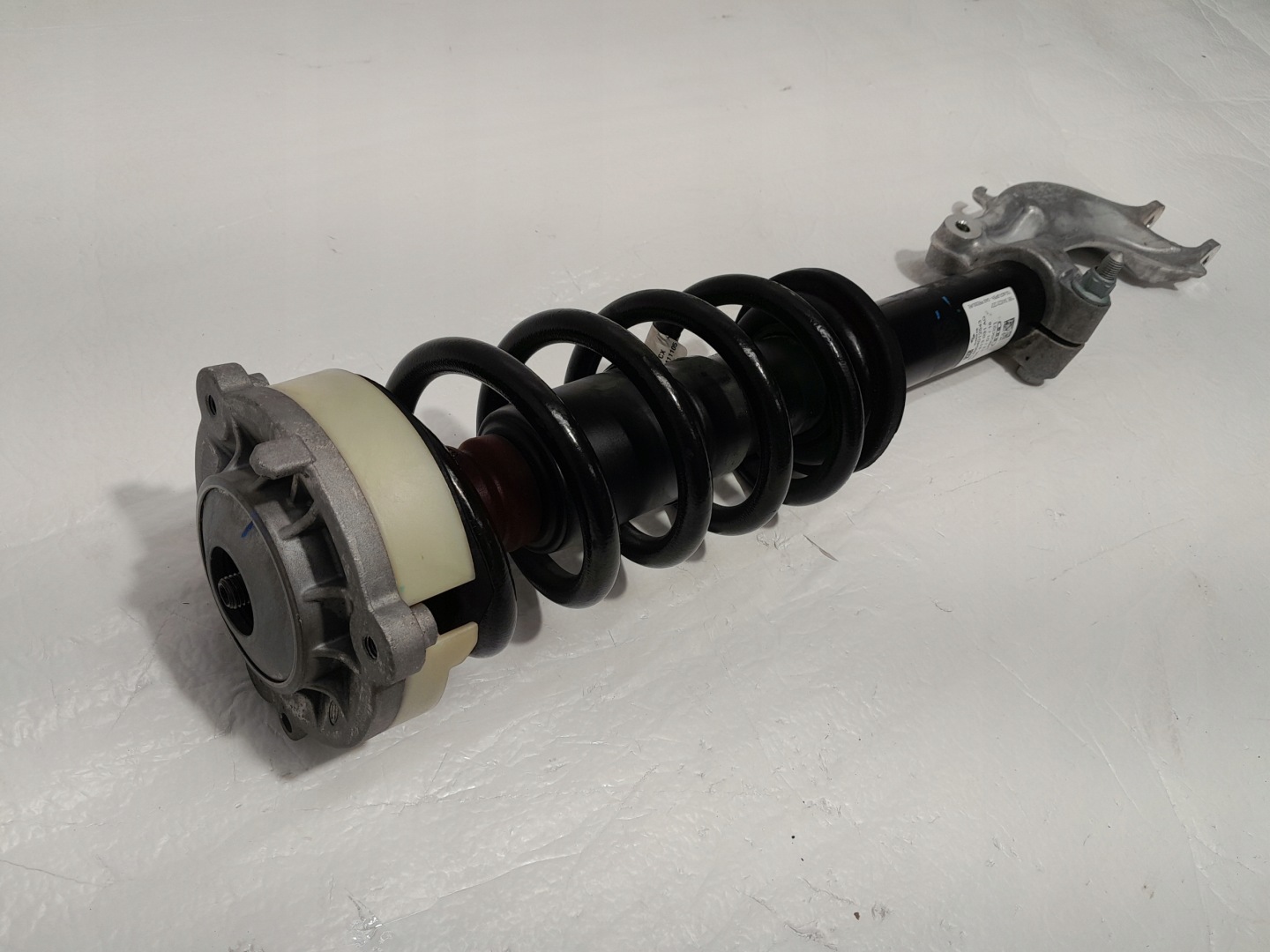 AUDI Q5 II 80A shock absorber KIEL left front 80A413031AG 4M0413037