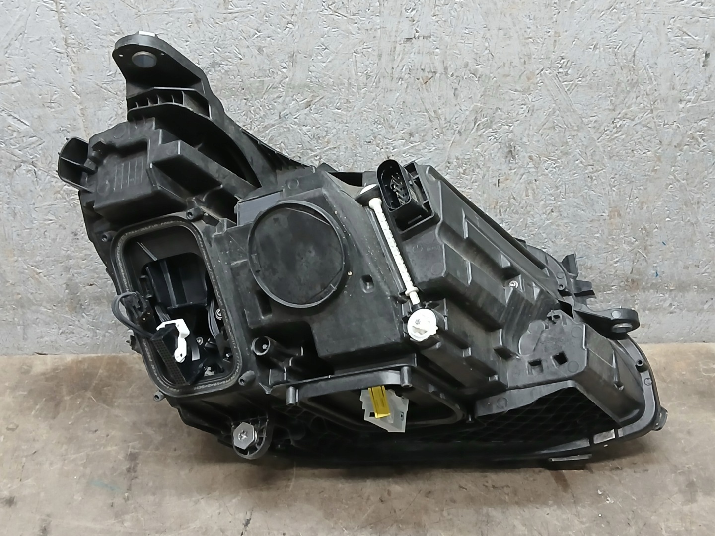 light front left MERCEDES E KLASA W213 MULTIBEAM FULL LED A2139069508KZ