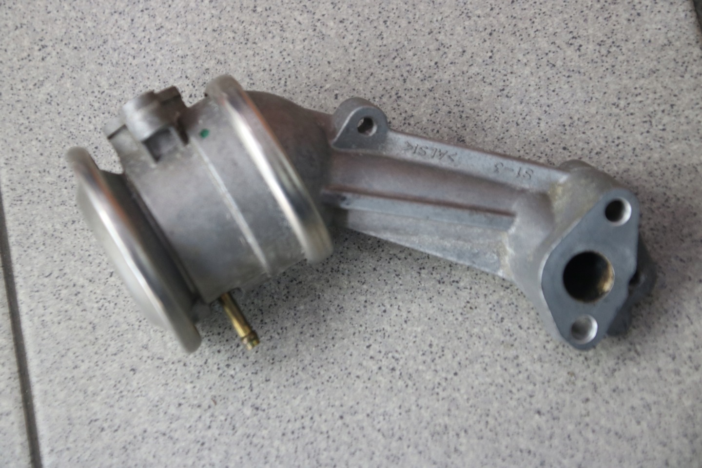 AUDI A6 C7 A8 D4 3,0 TFSI EGR valve 06E131102G