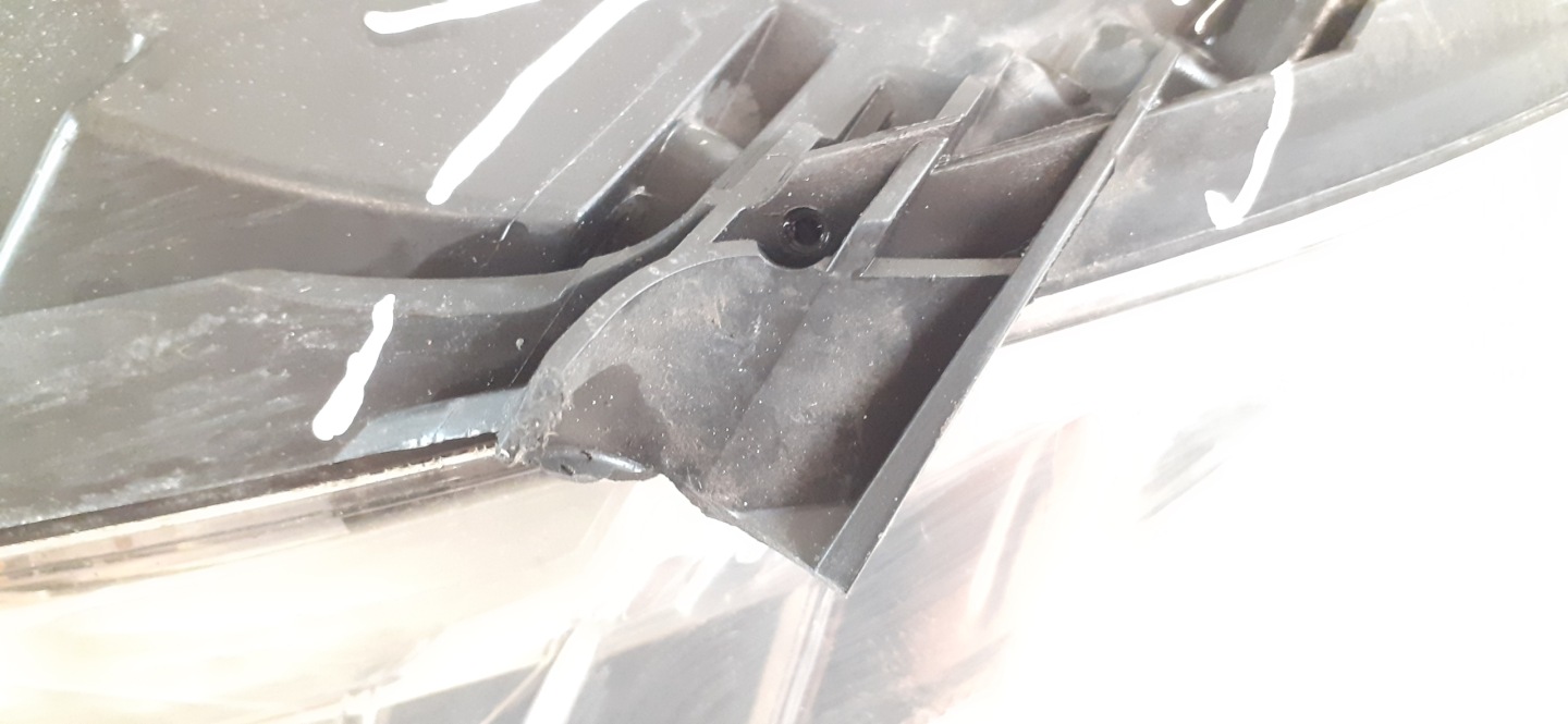 MERCEDES W169 light front right EUR A1698200261