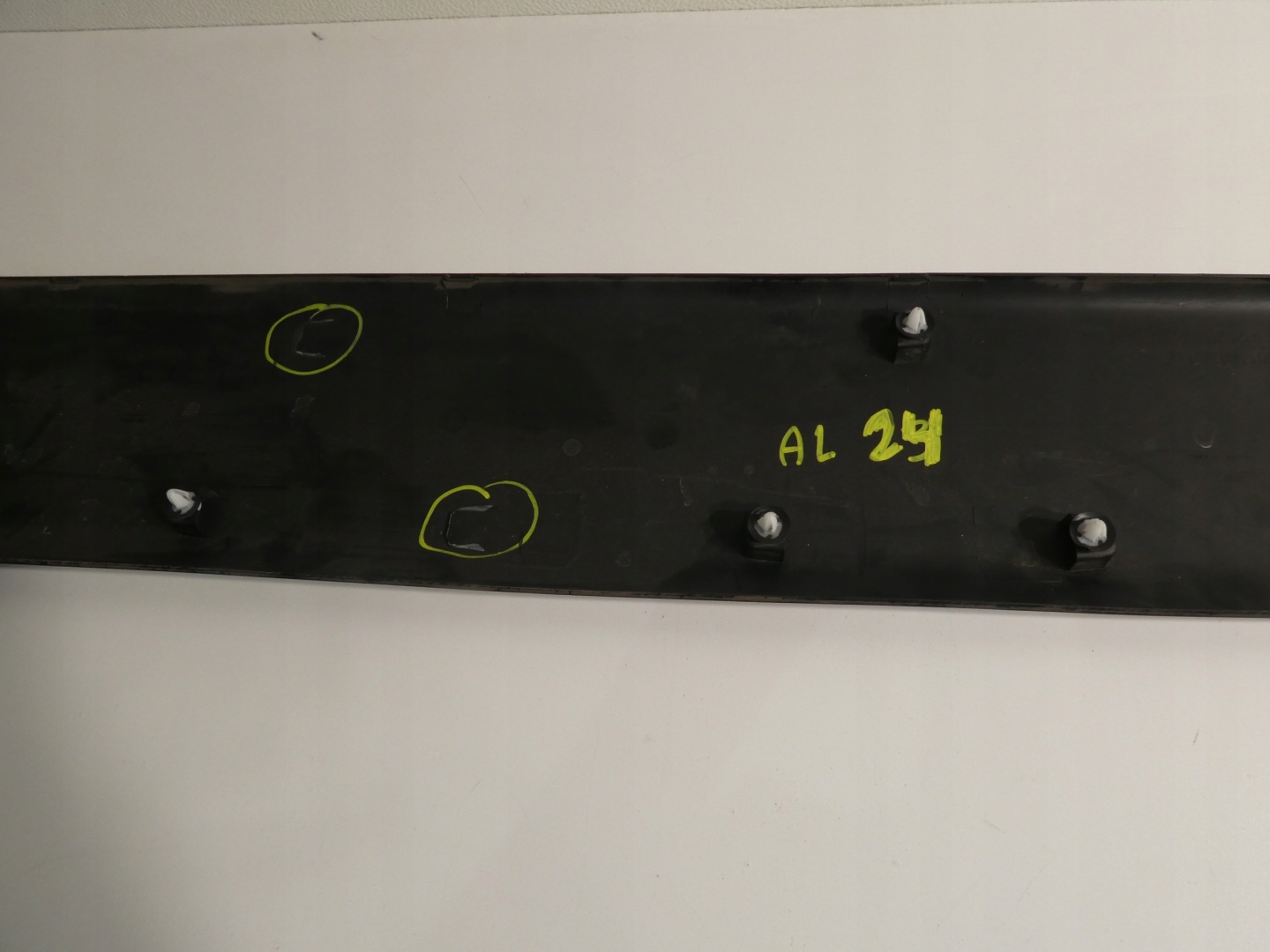 moulding side left MASTER III MOVANO B 828210160R