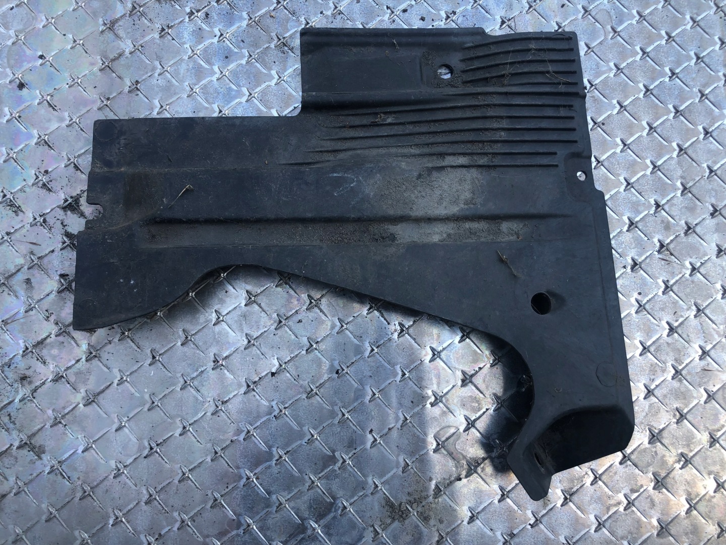 Blende Abdeckung Unterfahrschutz links AUDI A6 C6 4F0825215M
