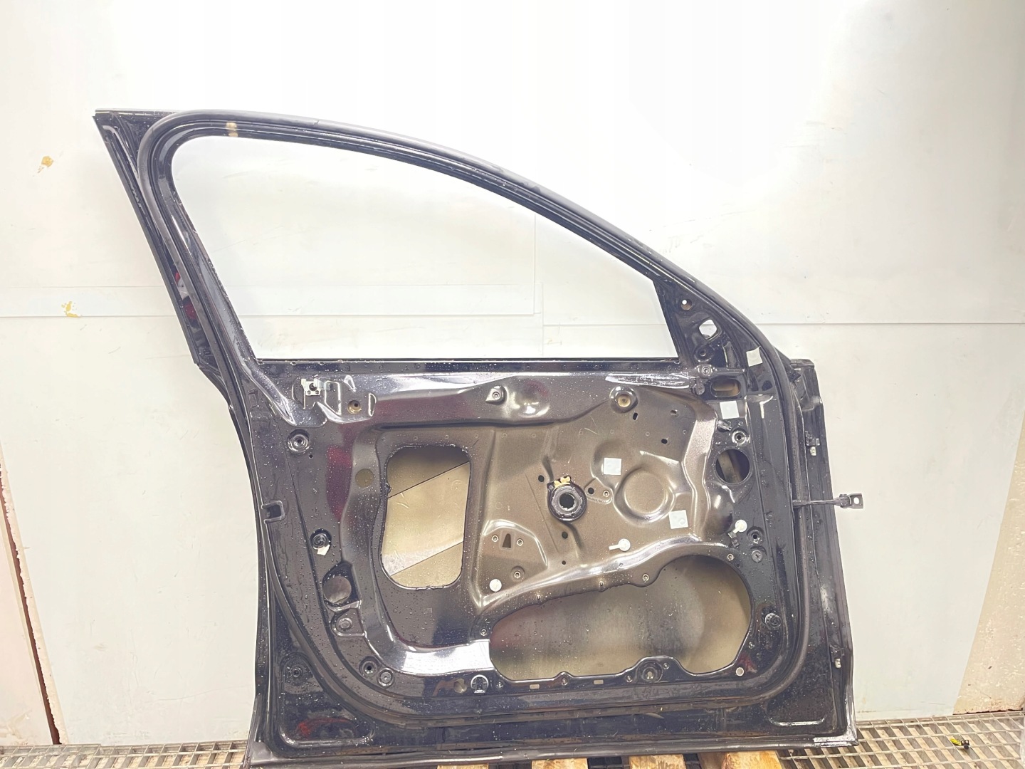 door left left front AUDI A6 C7 4G sedan LZ9Y