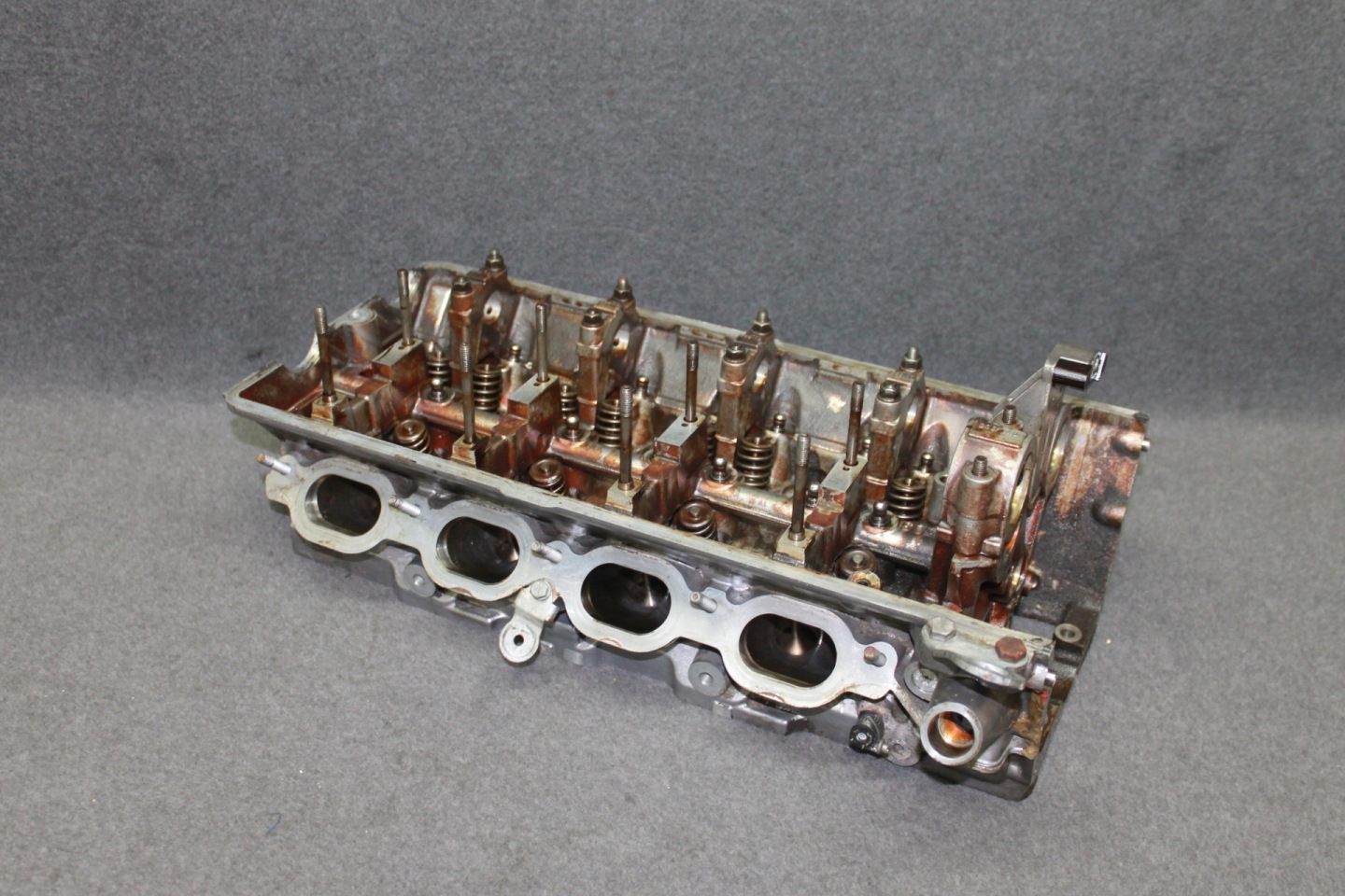 BMW E65 735i 3.5 3.6i N62B36A head. left ZYL 1-4 - 7506404