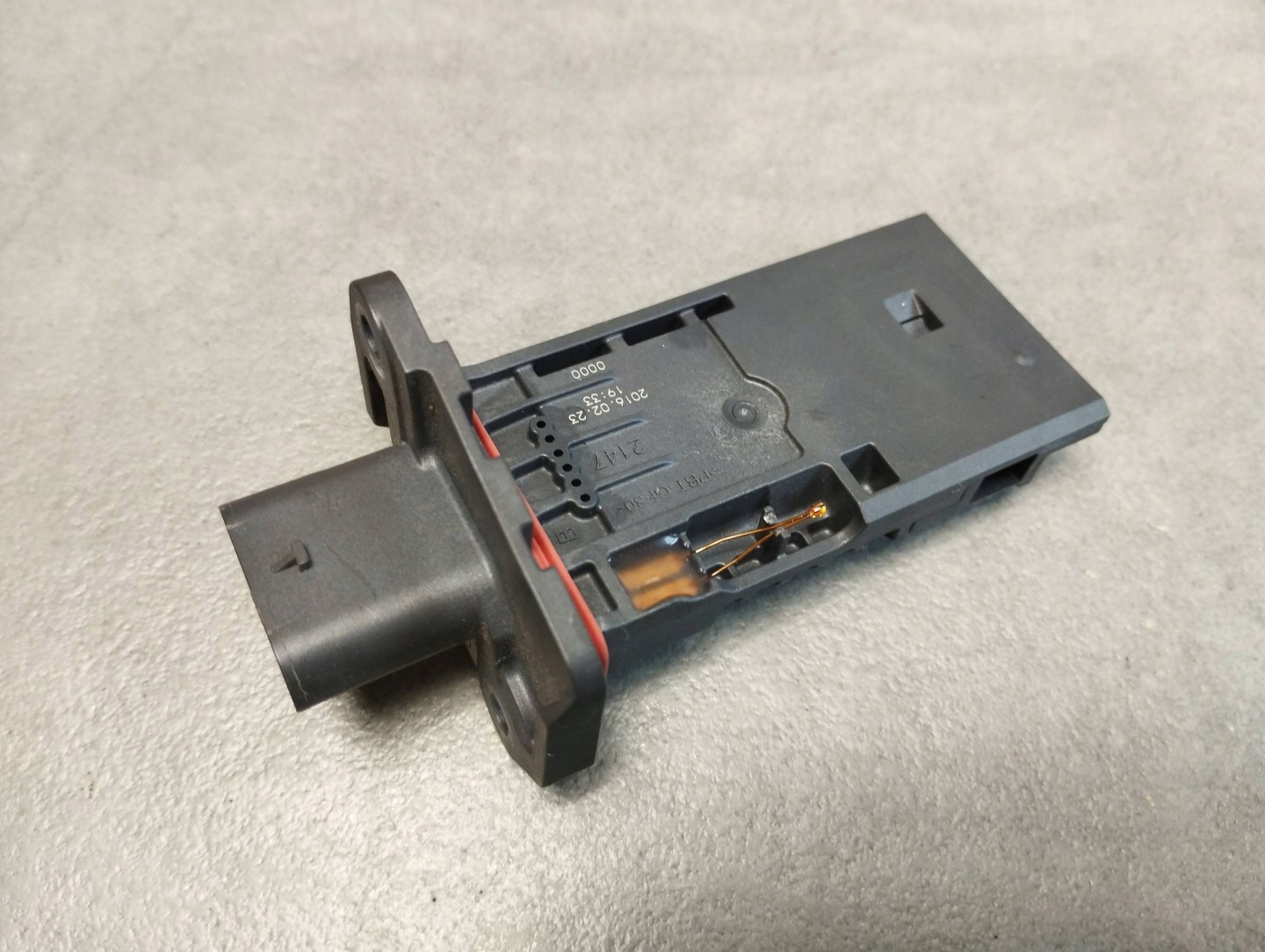 BMW 7 G11 750i 4.4 V8 flow meter 0280218324