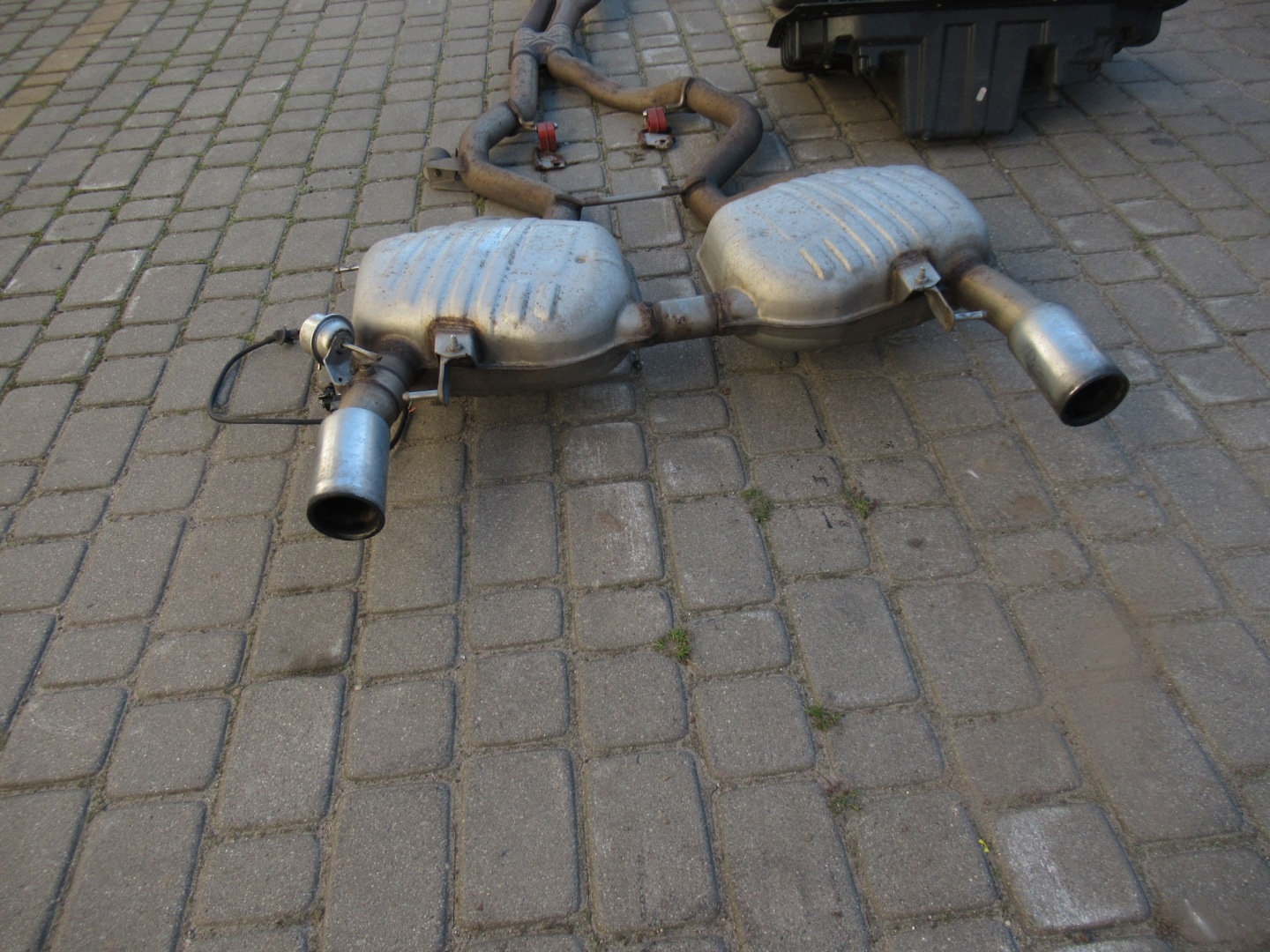tlumič výfukový systém koncowki SWAP kryty BMW 3 E90 E91 E92 E93 N55 335i