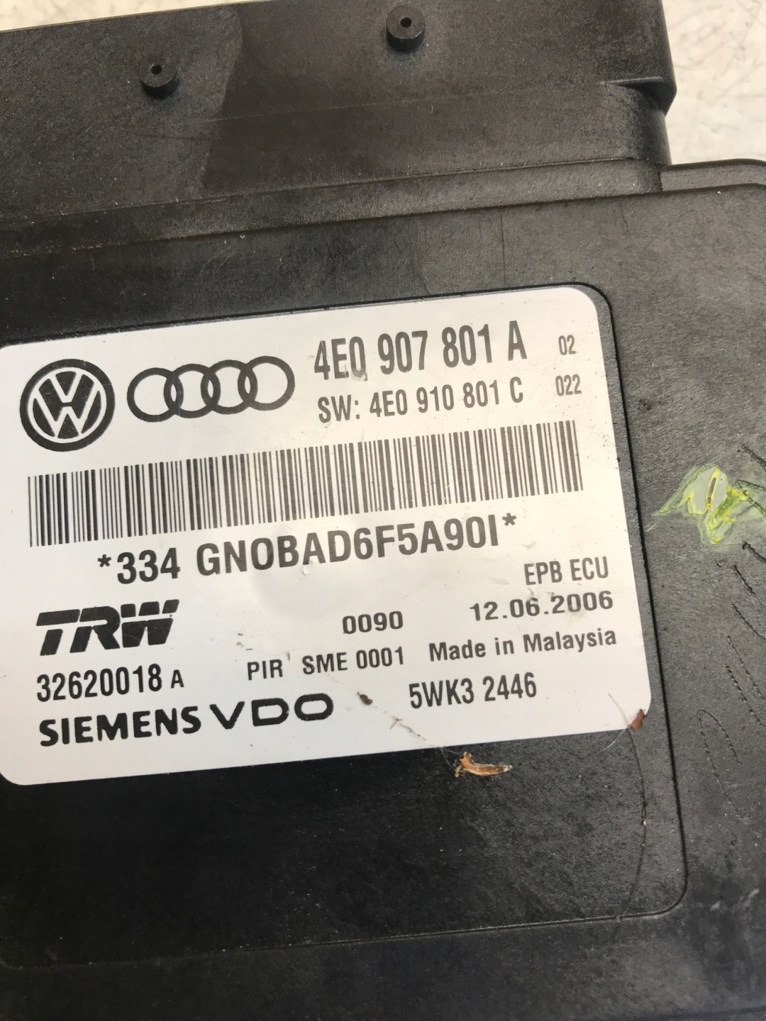 module control unit brakes AUDI A8 D3 4E0907801A