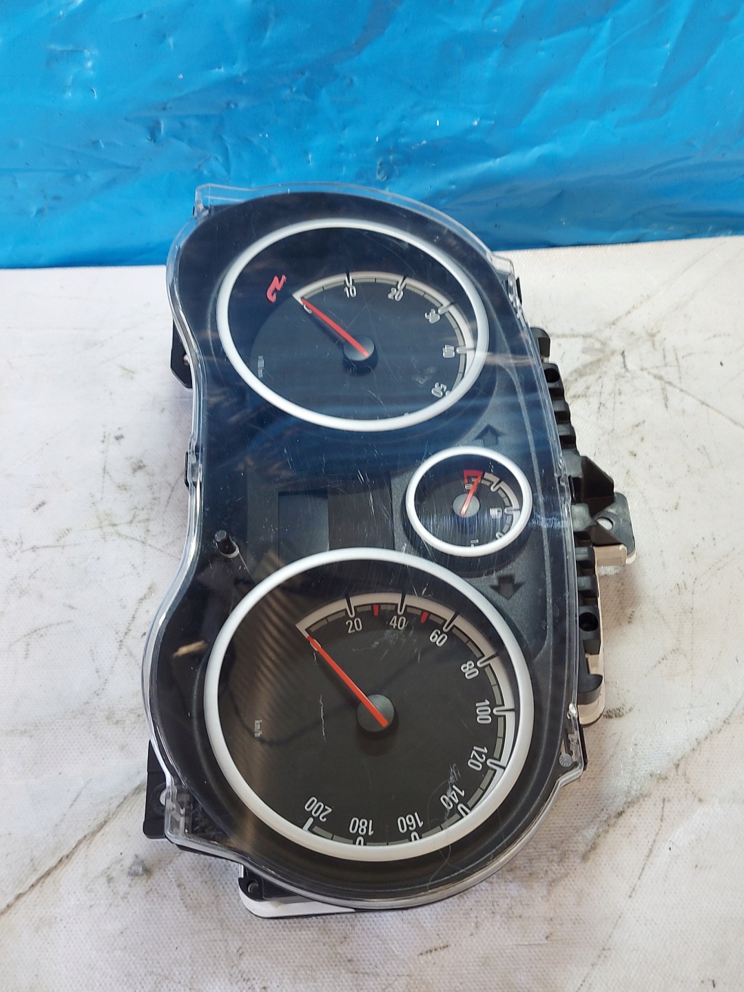 dials clock CORSA D 1.0 B P0013252140