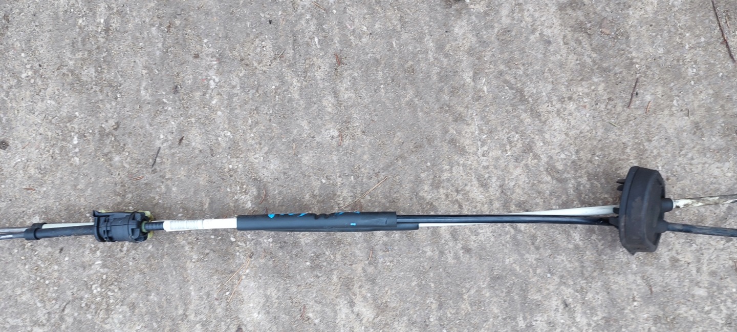Câble Mécanisme levier vitesse Engrenage OPEL INSIGNIA 2.0CDTI 55560992