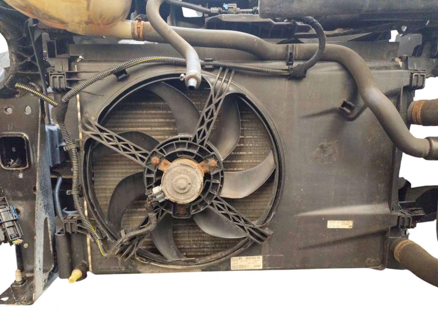 predné čelo chladiče ventilátor OPEL CORSA D (2006-2011) 1.0 12V 60KM