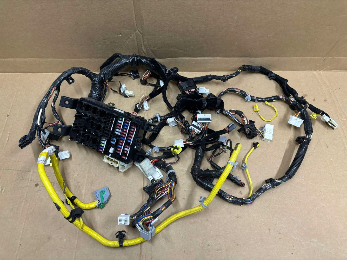 Module fusibles HYUNDAI I10 et 911410X761
