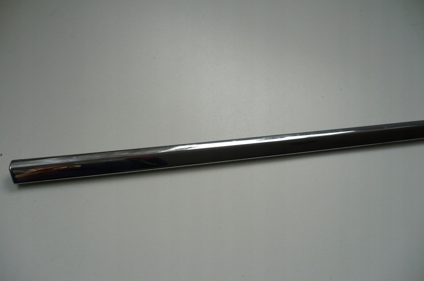 VW PASSAT B6 05- moulding CHROM door right front central DEKOR original
