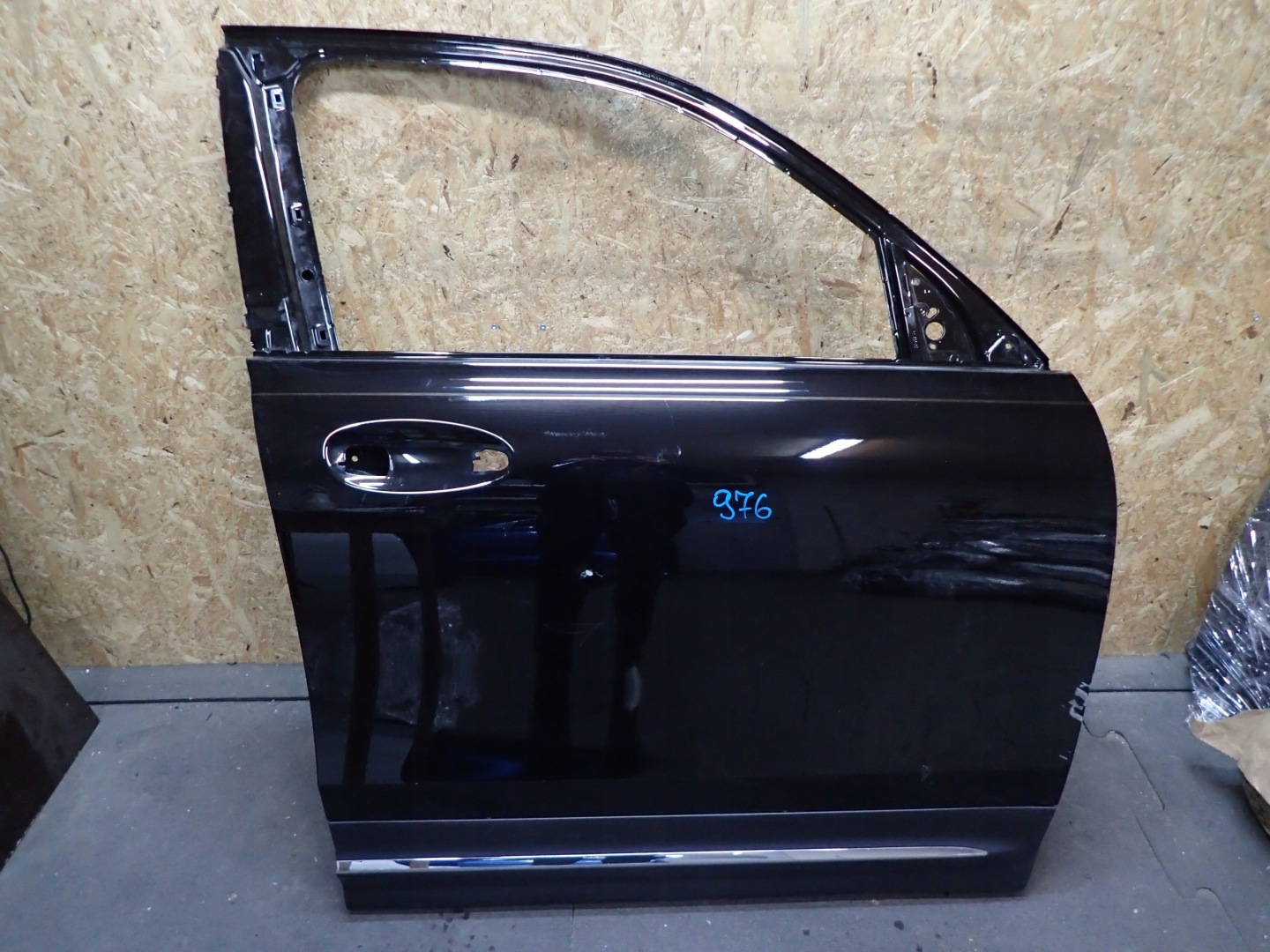 dveře předek pravé MERCEDES GLB W247