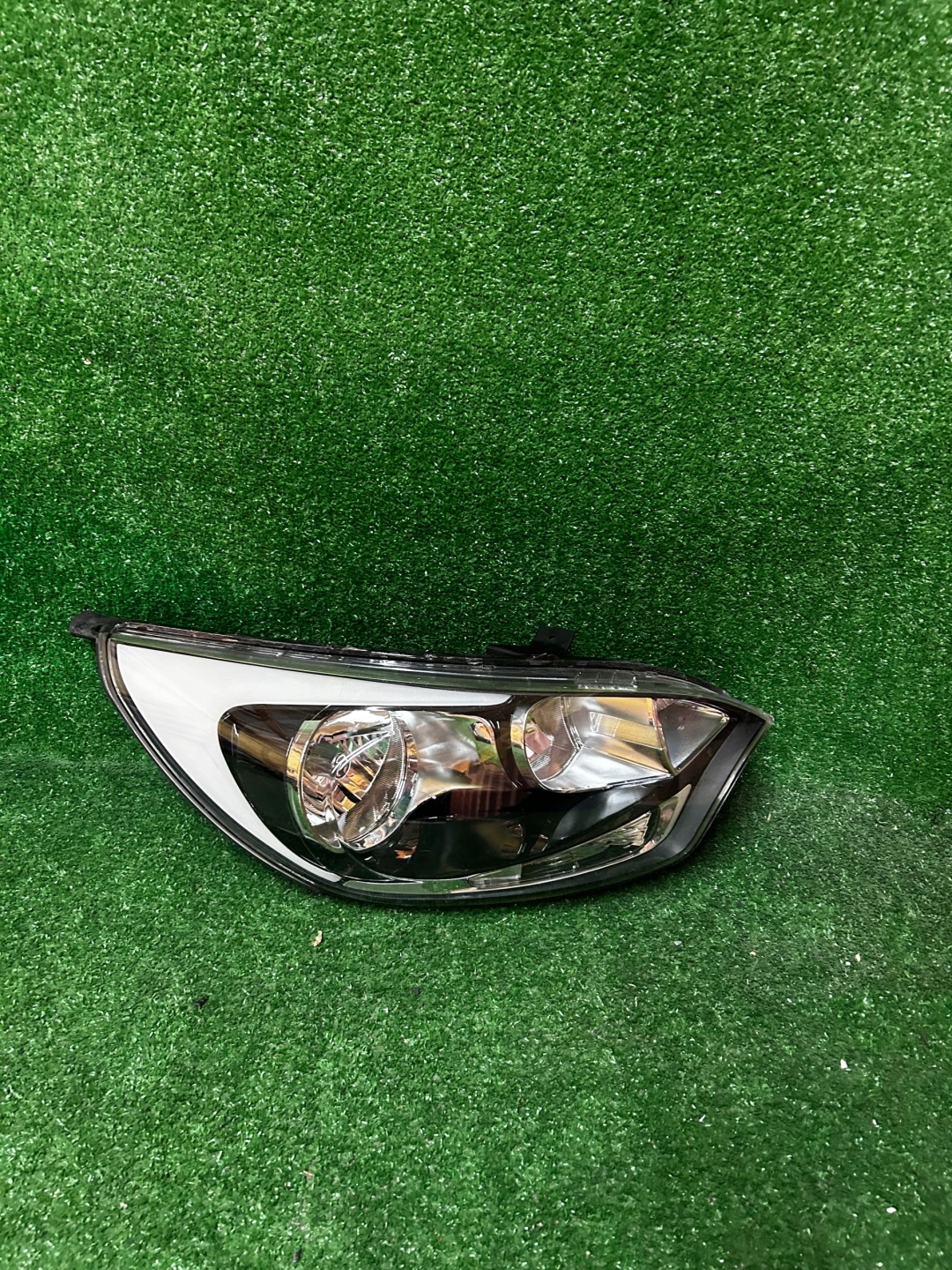 REFLEKTOR right KIA RIO III