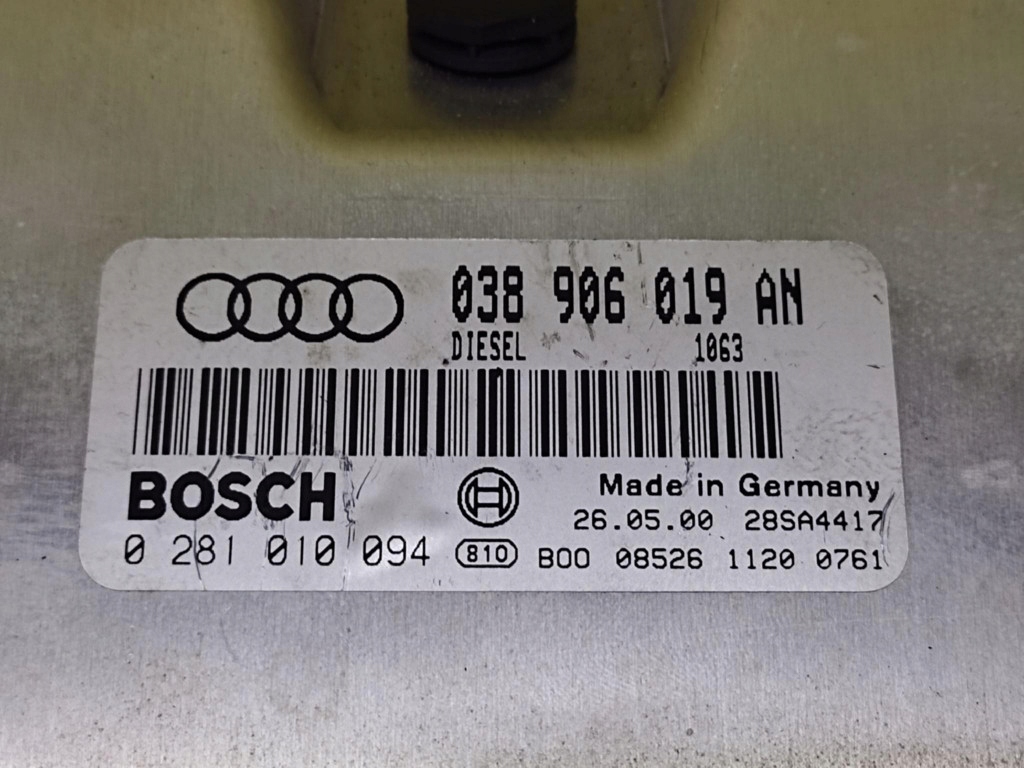 AUDI A4 B5 1.9 TDI Centralina Motore 0281010094