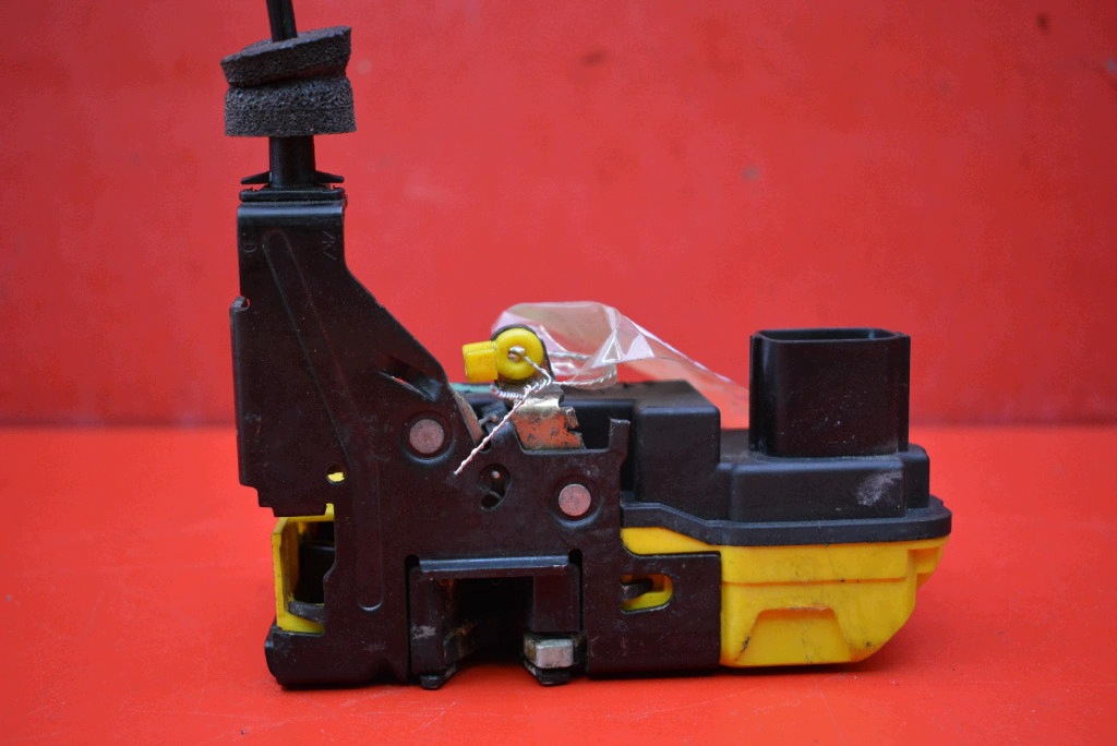 lock door right front front EU 8650547 VOLVO S60 1 and sedan 00-04