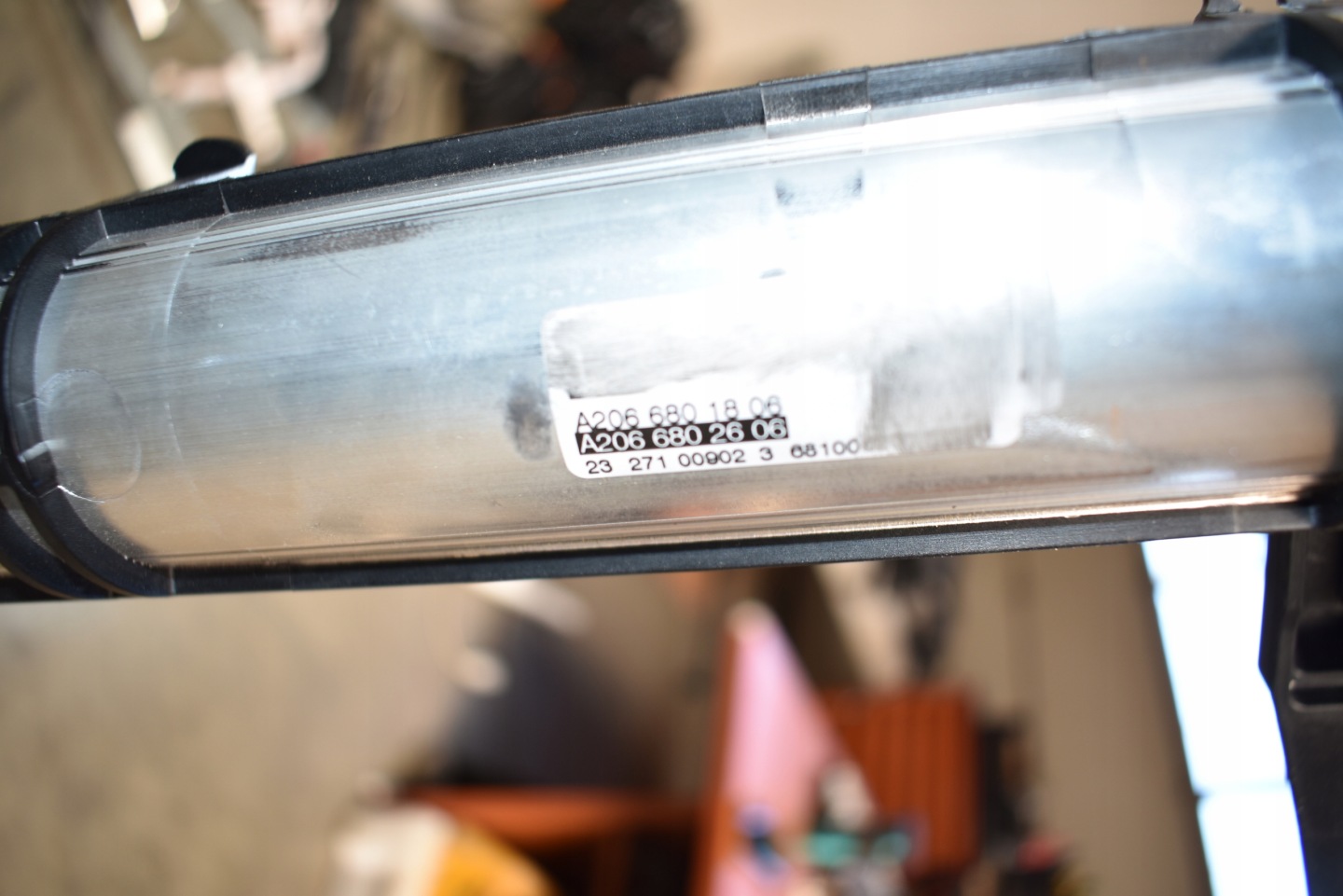 IDEALNA Pièce Support Console MERCEDES W206 C63 1