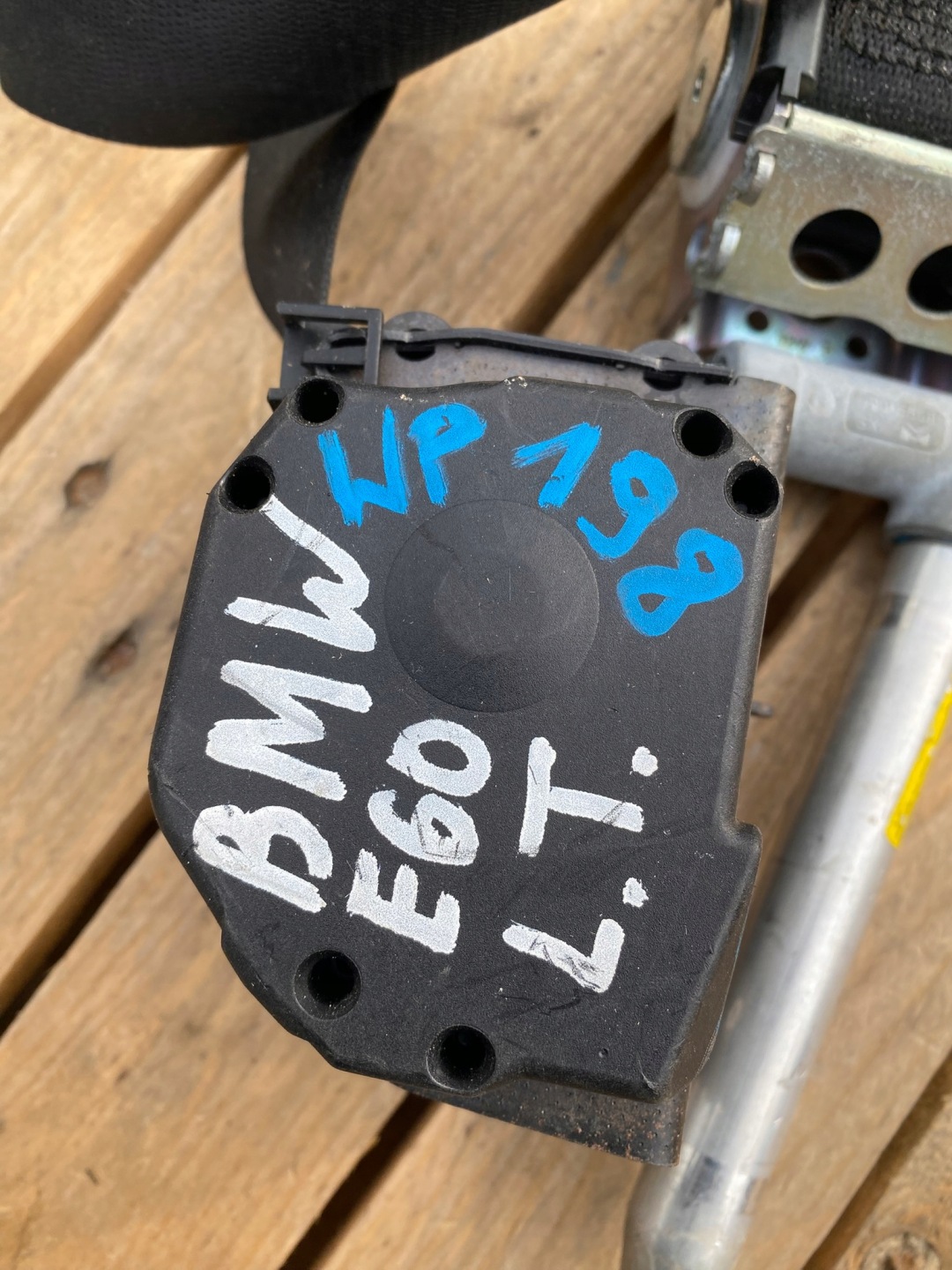 Gurten Sicherheits links heck hinten BMW E65 E66 33018544