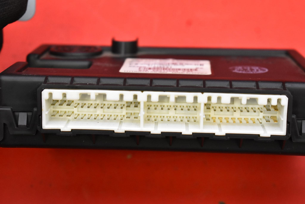 Centralina modulo BCM 95400-2M231 HYUNDAI GENESIS 1 e 2.0 RS TURBO 213 KM