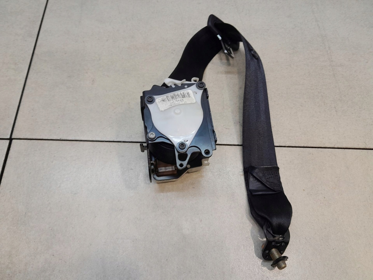 Gurten BEZPECZENSTWA links heck AUDI A4 B6 8E5857805D