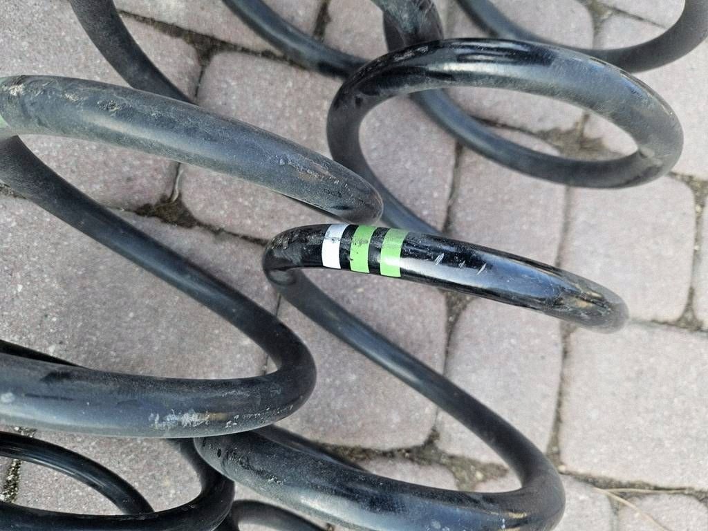 Komplet sprezyn spring rear part rear PROACE VIVARO C SCUDO JUMPY EXPERT