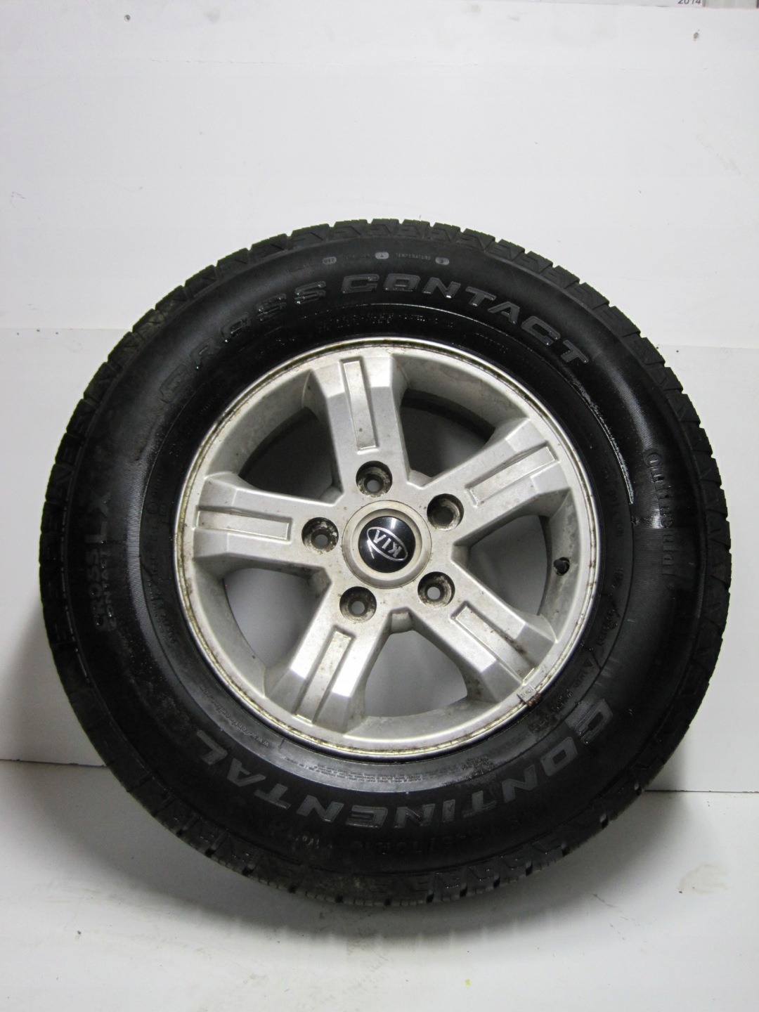 wheels discs tyres KIA SORENTO R16 M+S