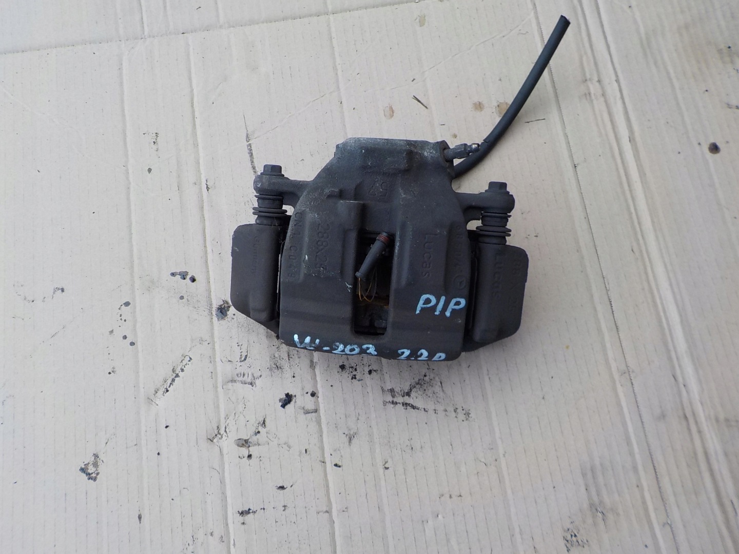 caliper brake right front mercedes w203 2,2 cdi 2002r