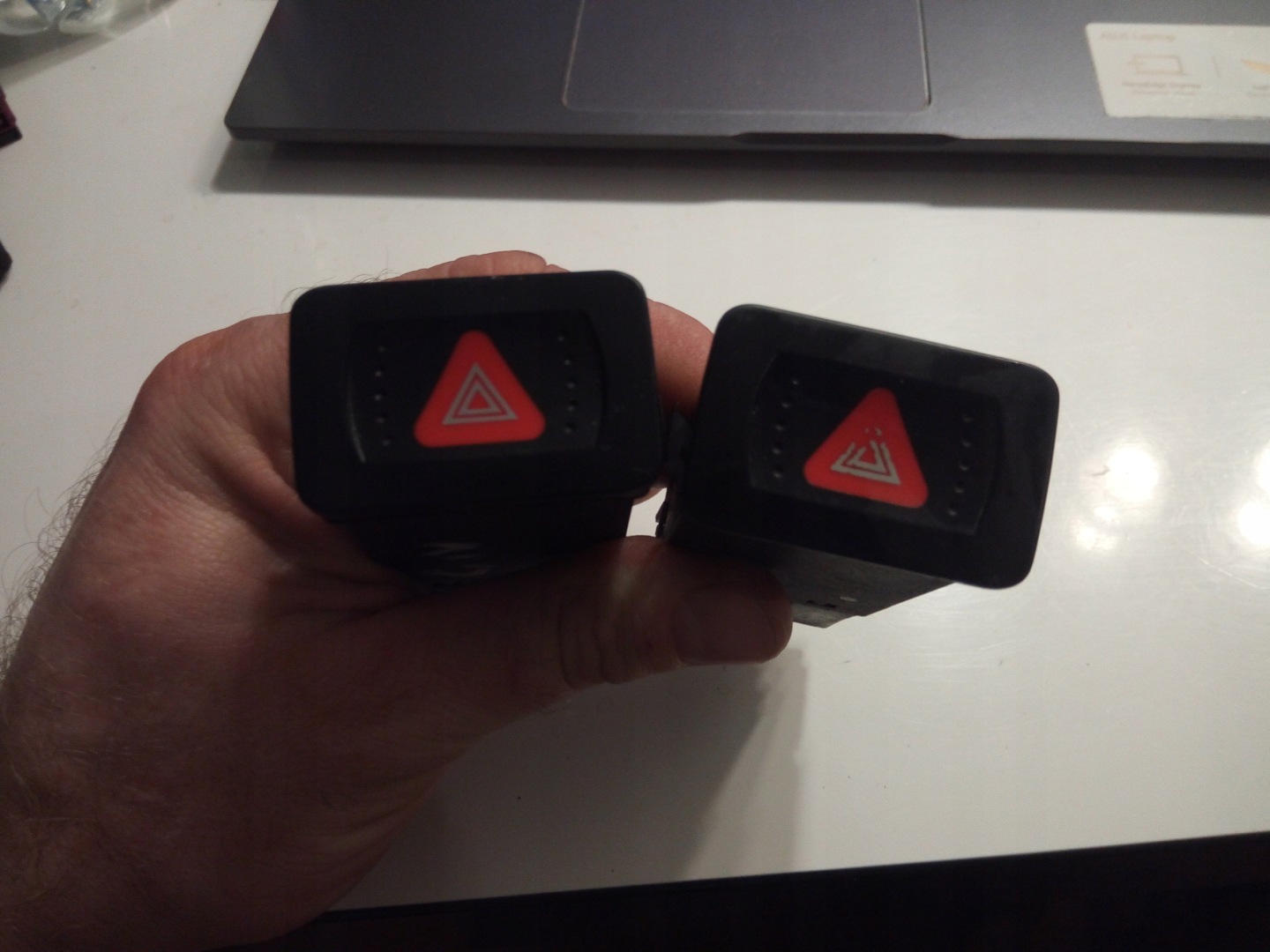 switch light switch of warning lights VOLKSWAGEN